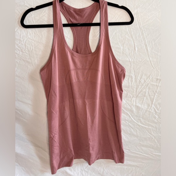 Lulu- Swiftly Tech Racerback Tank Top - Picture 2 of 7